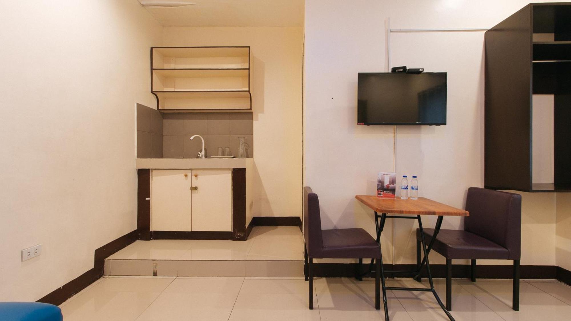 Reddoorz At V-Cat Apartelle Sampaloc Manila Exteriér fotografie