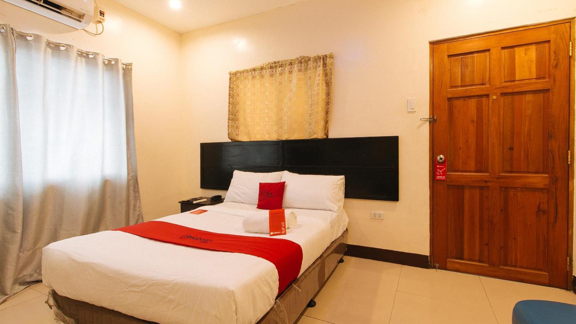 Reddoorz At V-Cat Apartelle Sampaloc Manila Exteriér fotografie