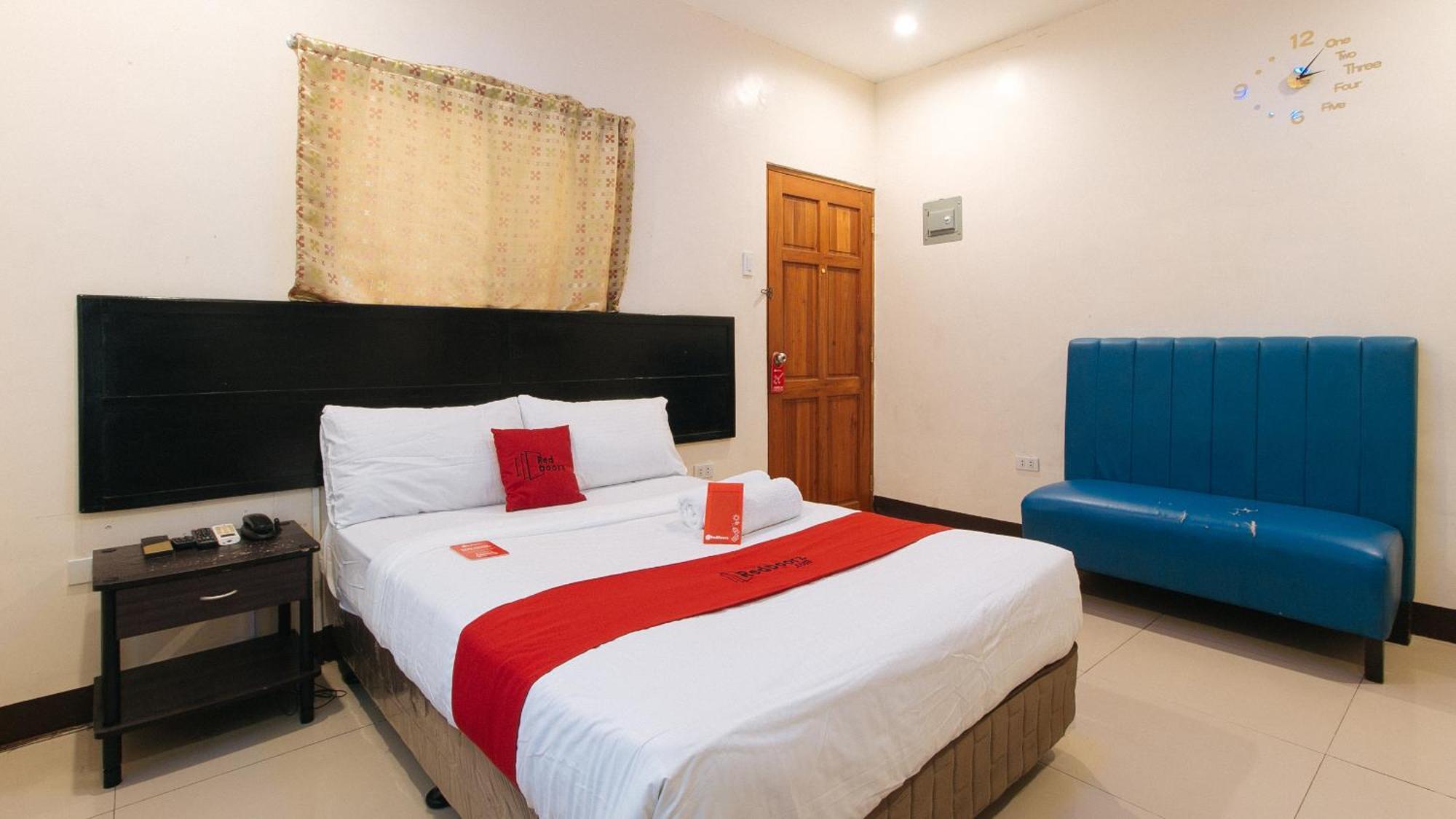 Reddoorz At V-Cat Apartelle Sampaloc Manila Exteriér fotografie