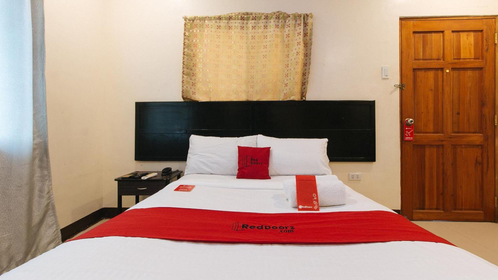 Reddoorz At V-Cat Apartelle Sampaloc Manila Exteriér fotografie